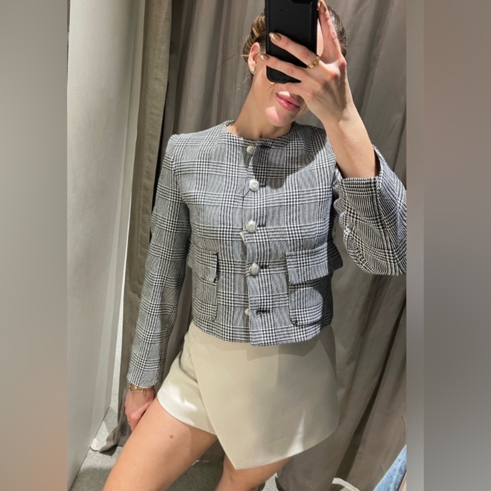 Round collar blazer - Picture 1 of 11